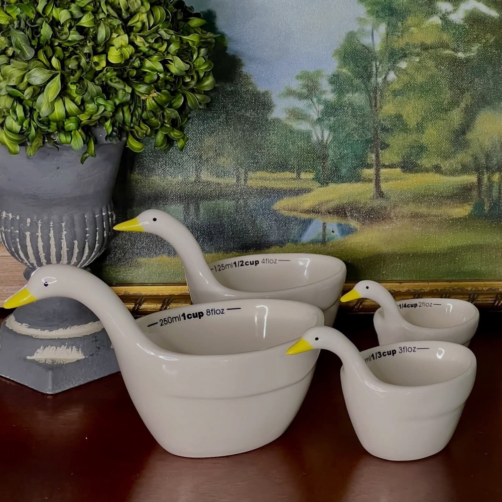 🪿 Vintage LeBiscuit Ceramic Goose Measuring Cups Set Nesting Cottagecore 🪿